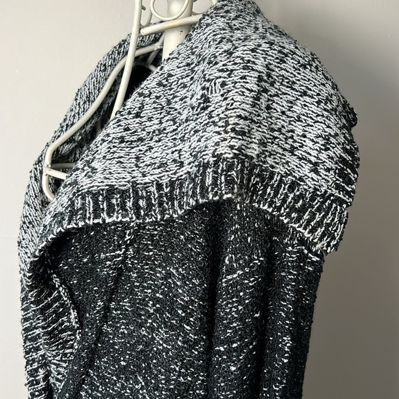 NWT Fabriano oversized sweater - Picture 3 of 6